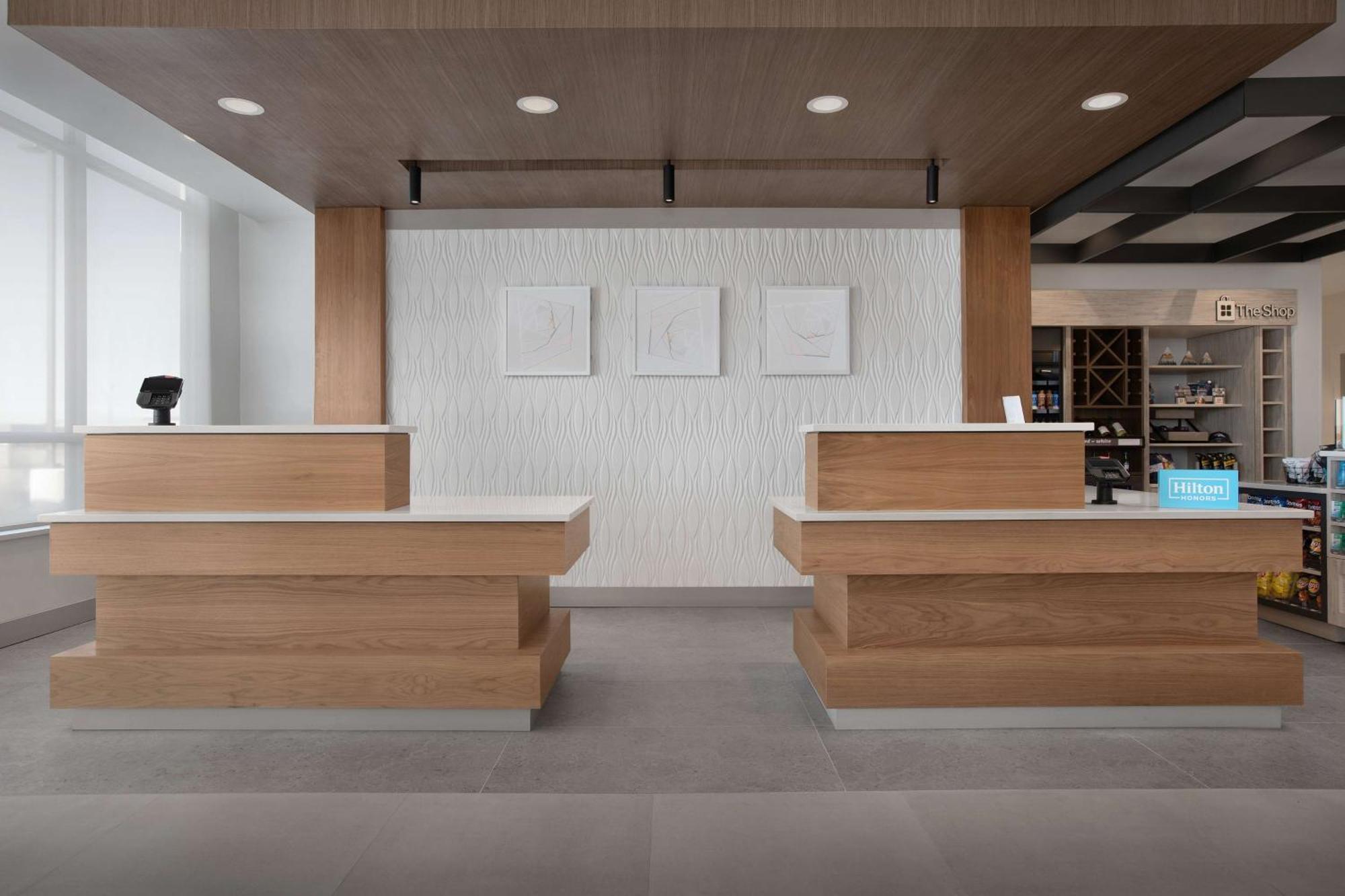 Hilton Garden Inn Denver Airport Tower Road エクステリア 写真