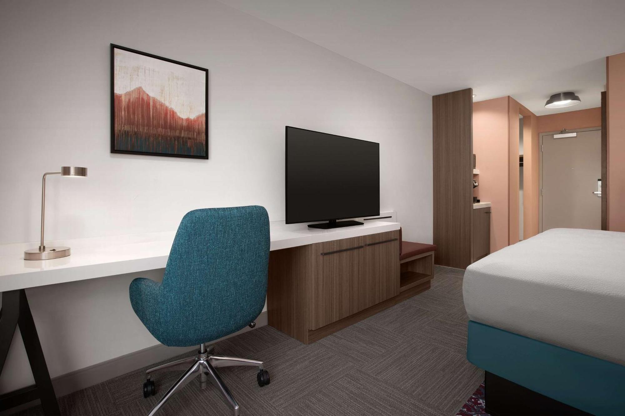 Hilton Garden Inn Denver Airport Tower Road エクステリア 写真