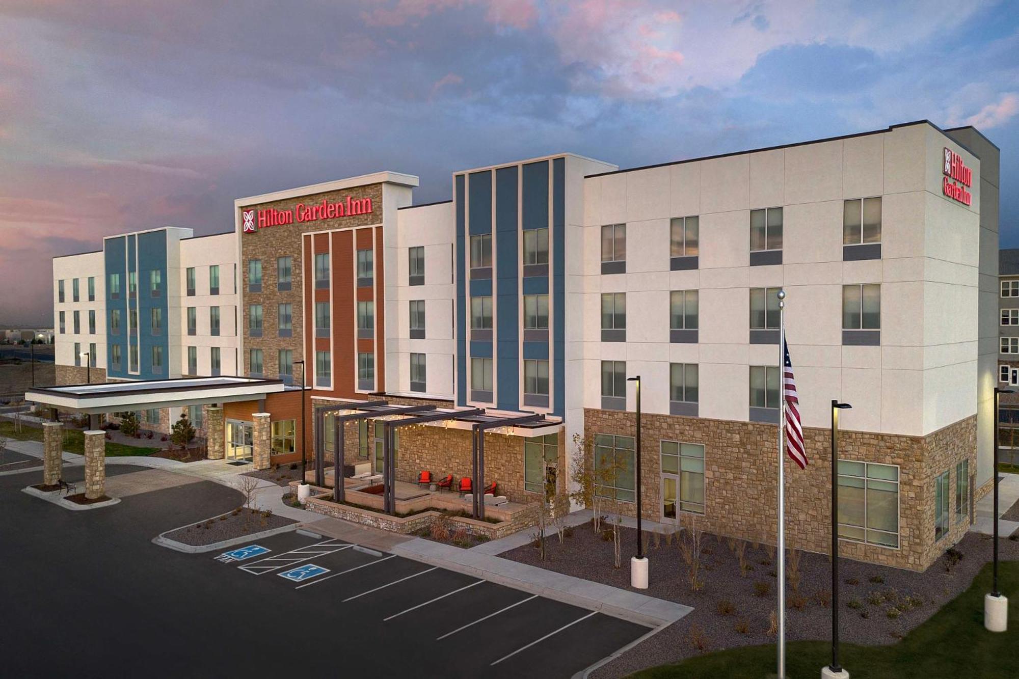 Hilton Garden Inn Denver Airport Tower Road エクステリア 写真